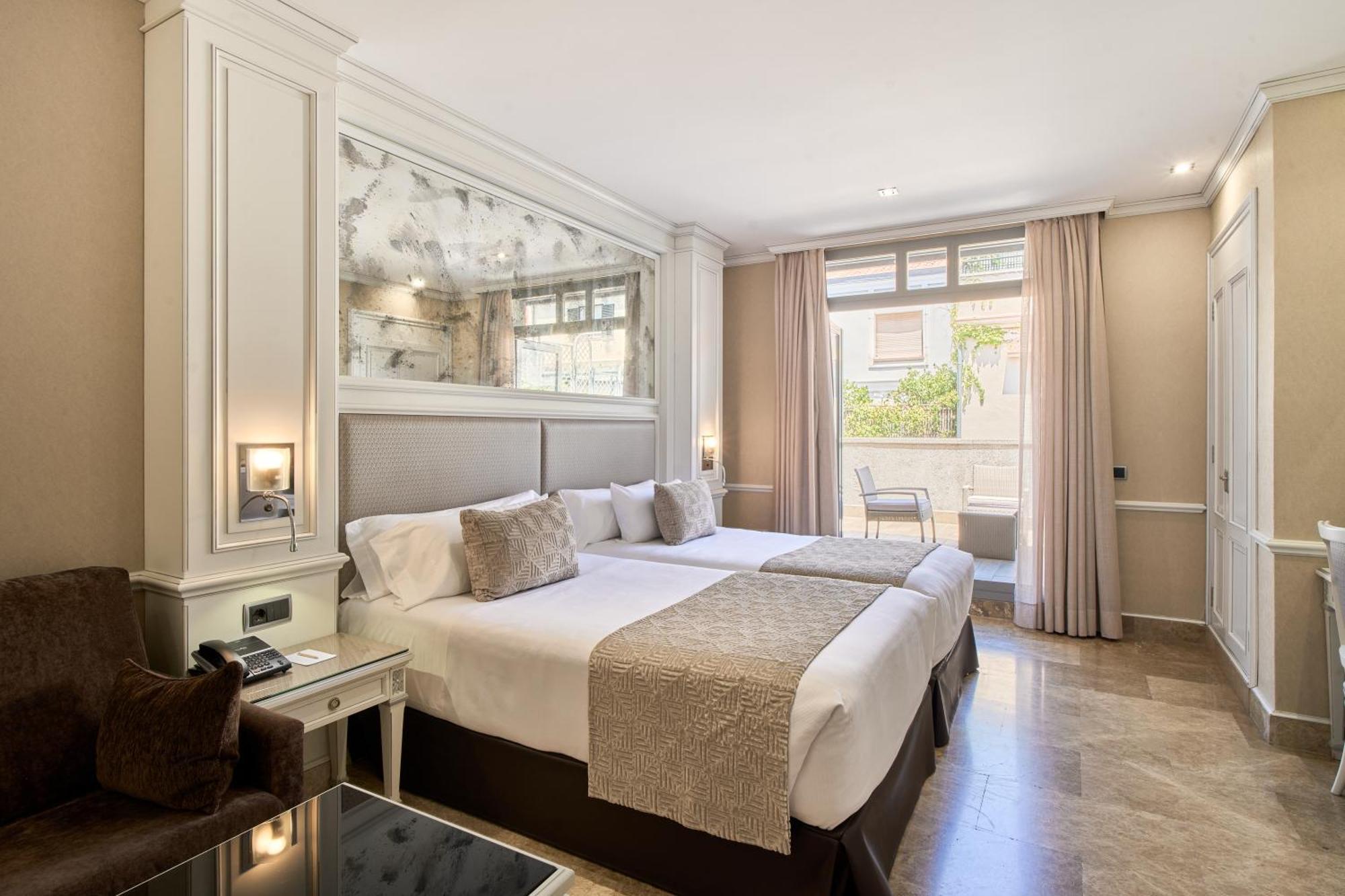 Vp Jardin De Recoletos Hotel Madrid Bagian luar foto