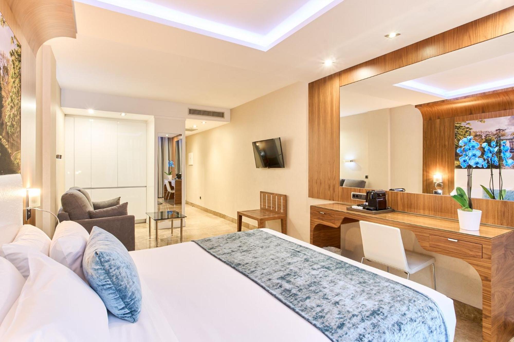 Vp Jardin De Recoletos Hotel Madrid Bagian luar foto