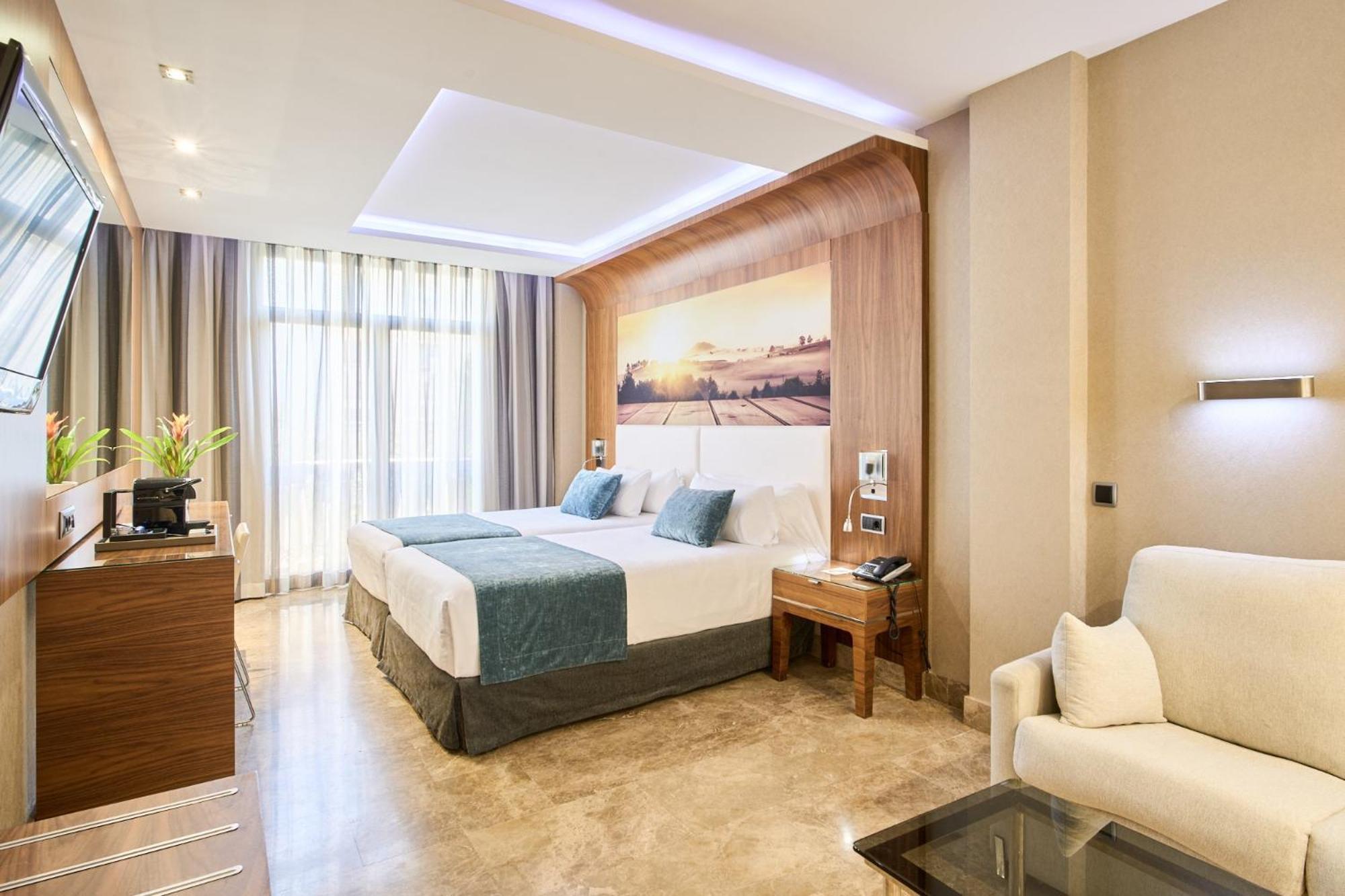 Vp Jardin De Recoletos Hotel Madrid Bagian luar foto
